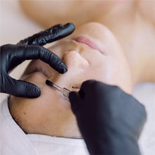 Load image into Gallery viewer, Dermaplaning Training Course - Toronto, Ontario
