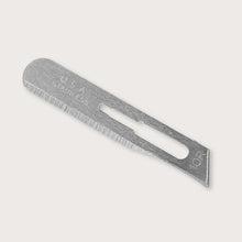 Load image into Gallery viewer, #10R Dermaplaning Blade Bundle
